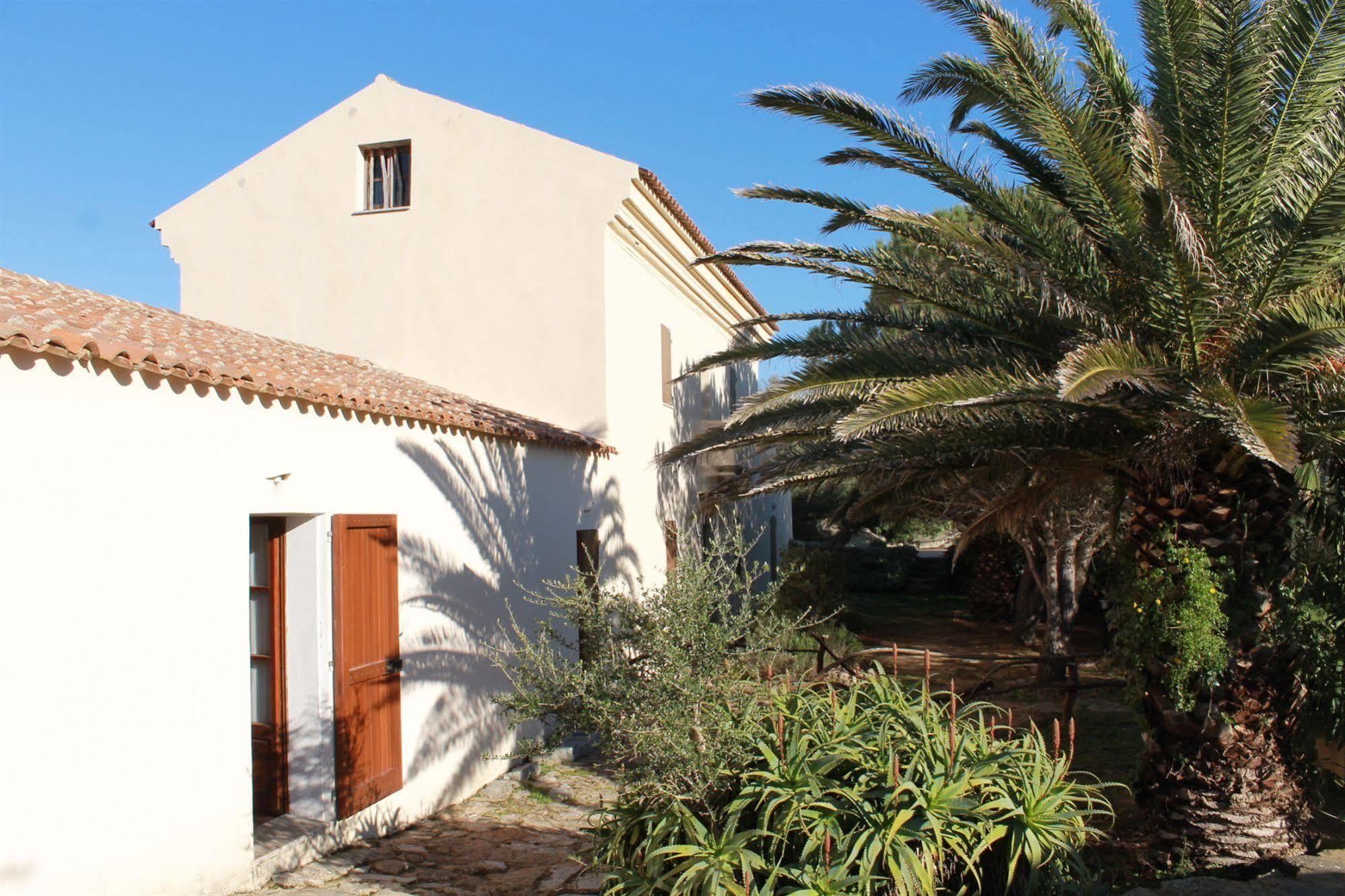 Rena Garden Apartments Santa Teresa Gallura Eksteriør bilde